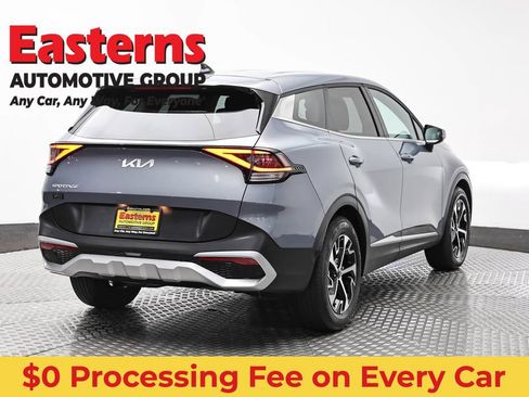 Used 2025 Kia Sportage EX FWD image 5