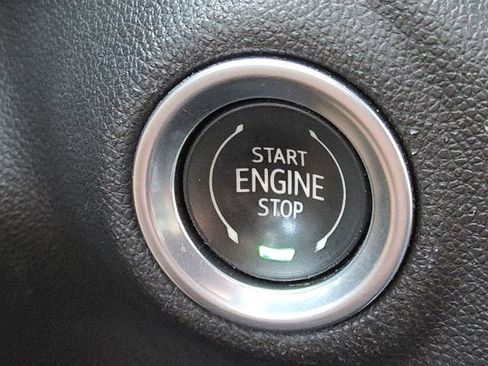 Used 2022 Chevrolet Silverado 1500 LTZ image 10