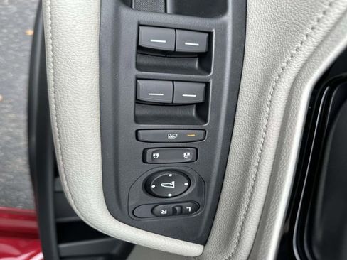 New 2026 Honda Odyssey Touring image 21