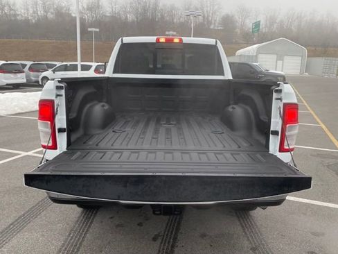 Used 2024 RAM 3500 Tradesman w/ Chrome Appearance Group AWD/4WD image 9