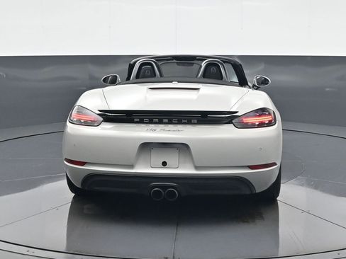 Used 2018 Porsche 718 Boxster image 6