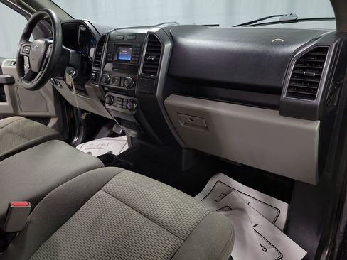 Used 2017 Ford F150 XLT image 26