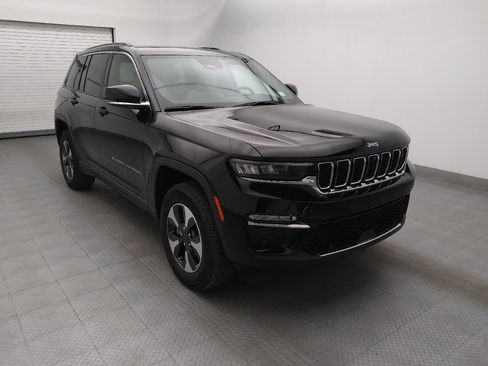 Used 2022 Jeep Grand Cherokee Limited 4xe w/ Luxury Tech Group II image 13