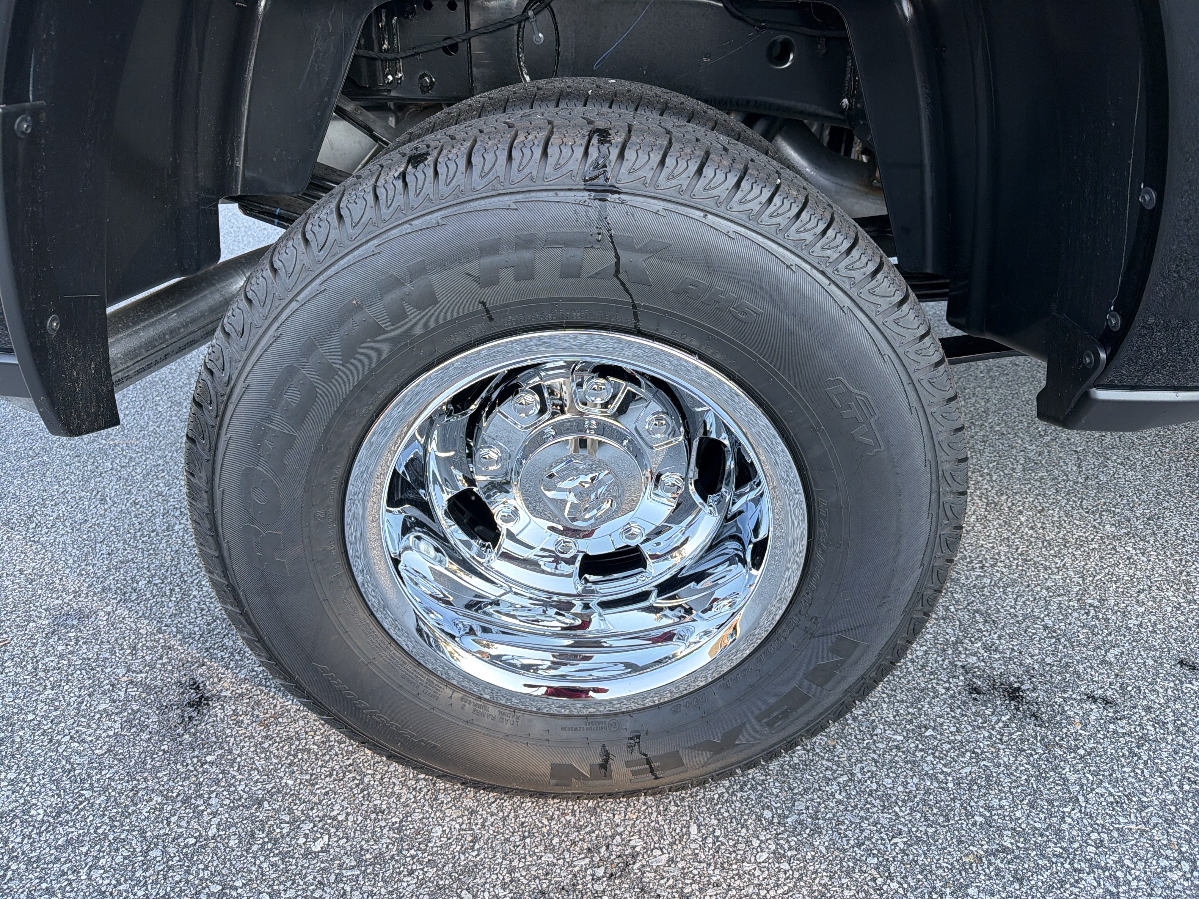 New 2026 RAM 3500 Tradesman AWD/4WD image 16