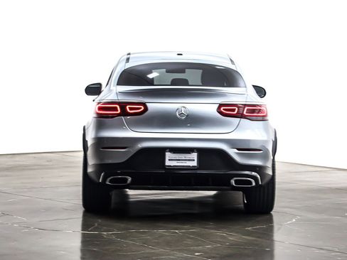Used 2023 Mercedes-Benz GLC 300 4MATIC Coupe image 5
