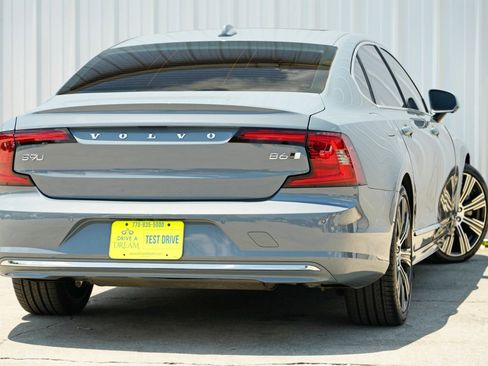 Used 2023 Volvo S90 B6 Plus w/ Protection Package Premier image 3