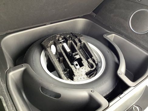 Used 2018 Jeep Grand Cherokee Altitude image 30