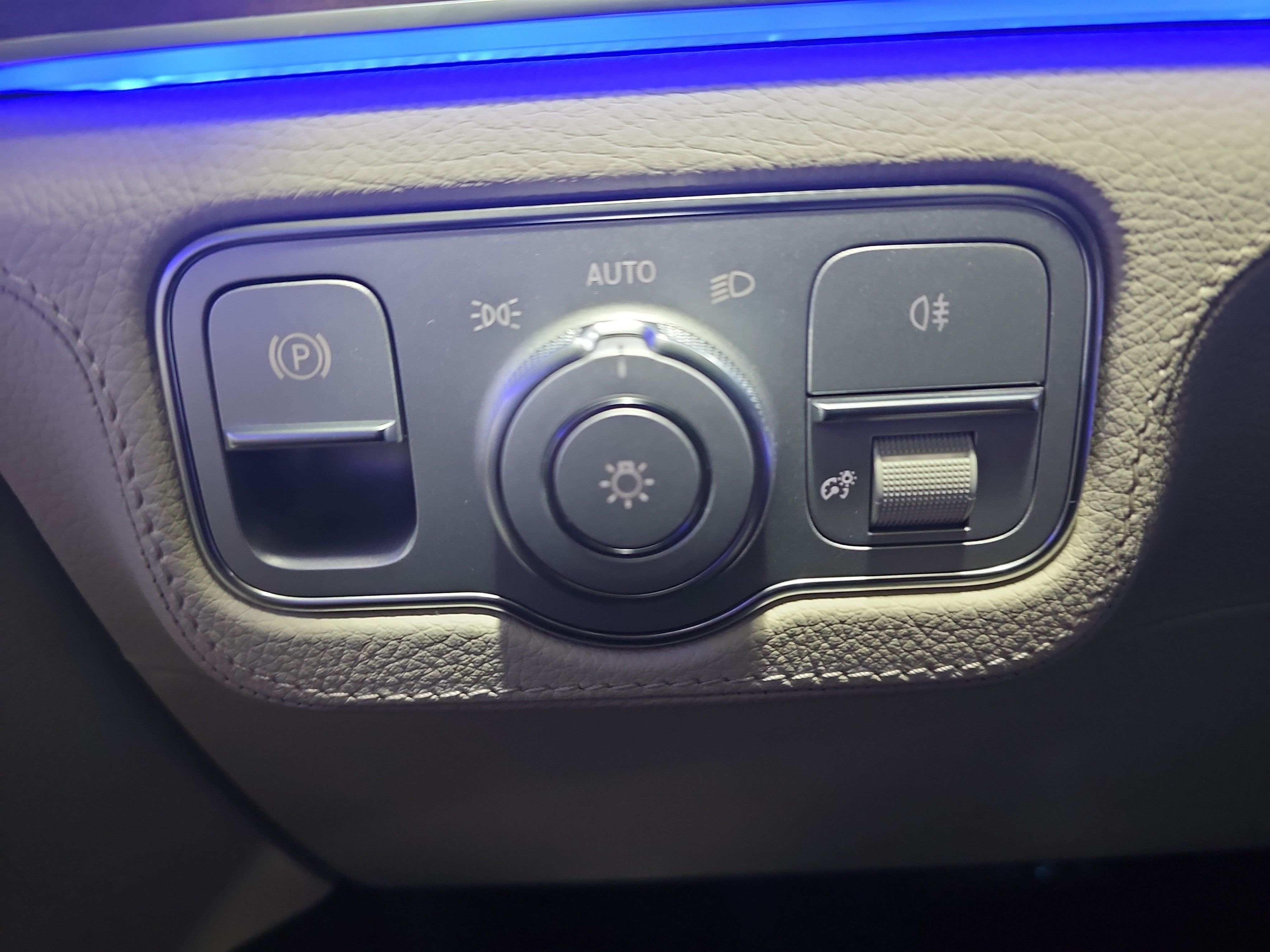 New 2026 Mercedes-Benz GLE 450 4MATIC image 26