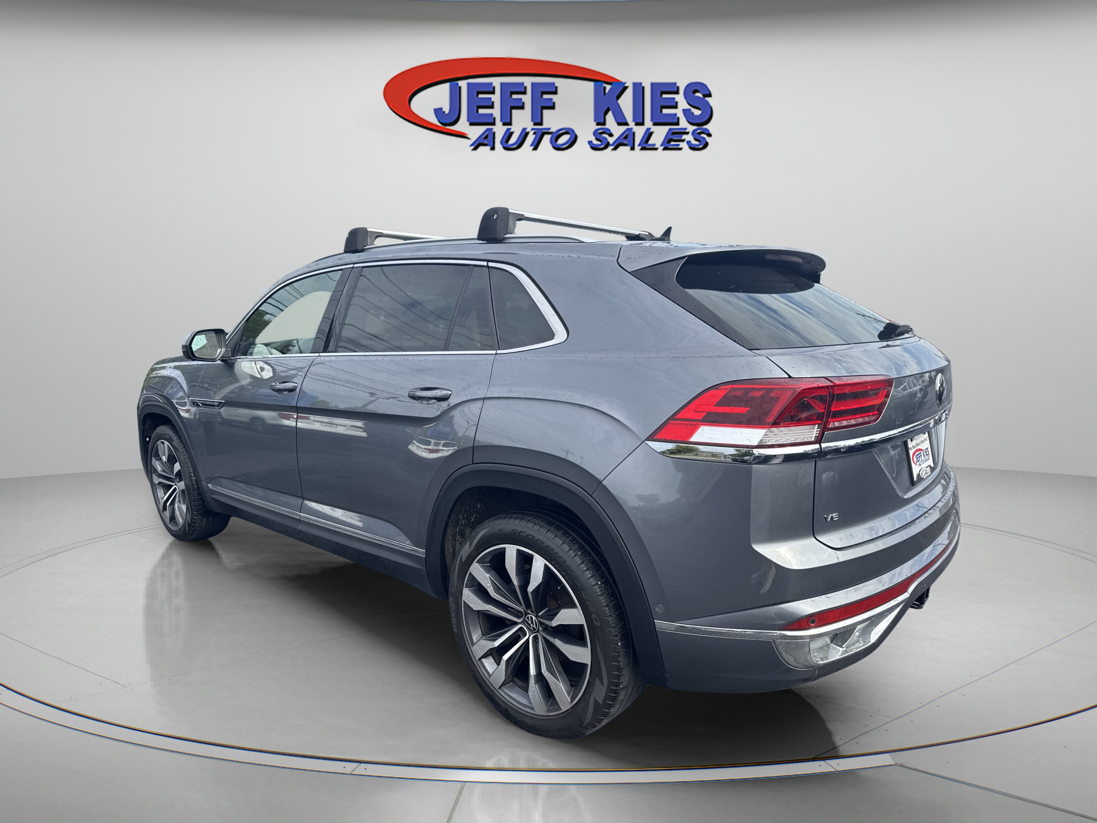 Used 2020 Volkswagen Atlas Cross Sport SEL Premium R-Line AWD/4WD image 7