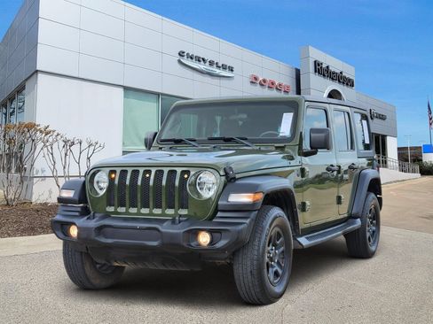 Used 2022 Jeep Wrangler Unlimited Sport AWD/4WD image 2