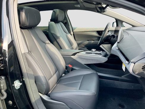 New 2027 Cadillac Optiq Luxury RWD image 34