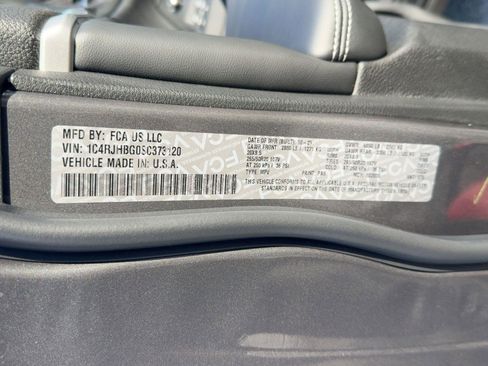 New 2025 Jeep Grand Cherokee Limited w/ Luxury Tech Group II image 21