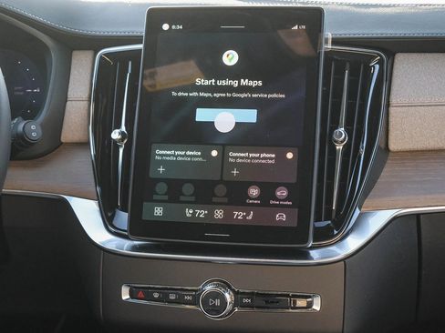 New 2026 Volvo XC90 T8 Plus w/ Protection Package Premier image 24