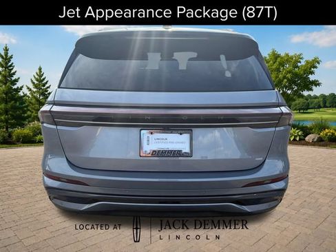 Used 2024 Lincoln Nautilus Reserve w/ Equipment Group 203A AWD/4WD image 6