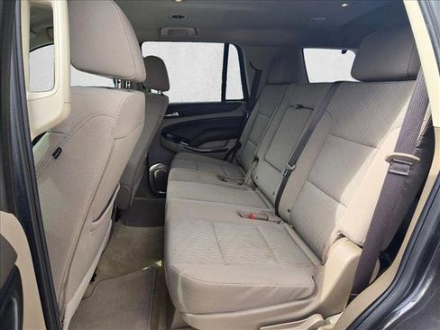 Used 2018 Chevrolet Tahoe LS w/ Enhanced Driver Alert Package image 19