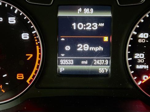 Used 2018 Audi Q3 2.0T Premium image 8