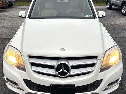 Used 2014 Mercedes-Benz GLK 350 4MATIC image 2
