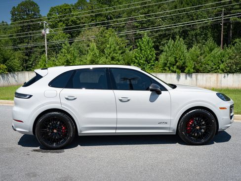 Used 2023 Porsche Cayenne GTS AWD/4WD image 26