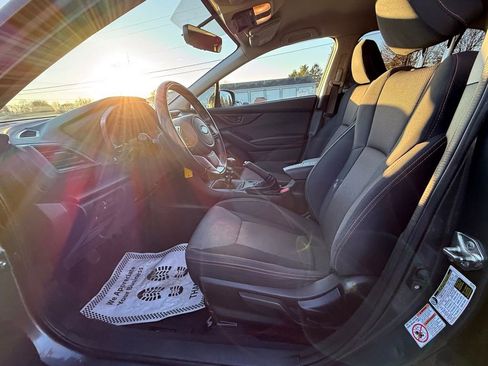 Used 2020 Subaru Crosstrek 2.0i Premium image 19