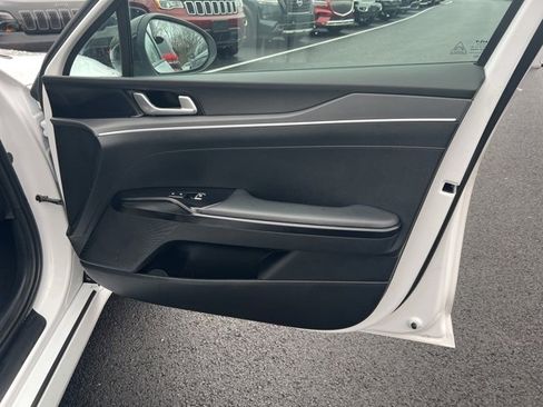 Used 2022 Kia K5 GT-Line image 26