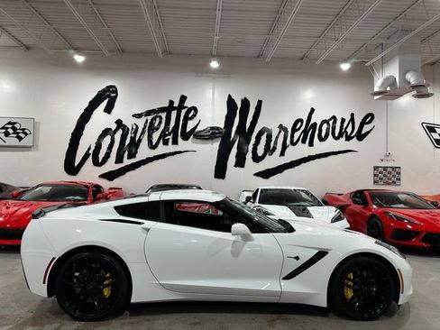 Used 2016 Chevrolet Corvette Stingray Coupe w/ 3LT Preferred Equipment Group RWD image 9