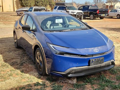 New 2026 Toyota Prius LE image 6