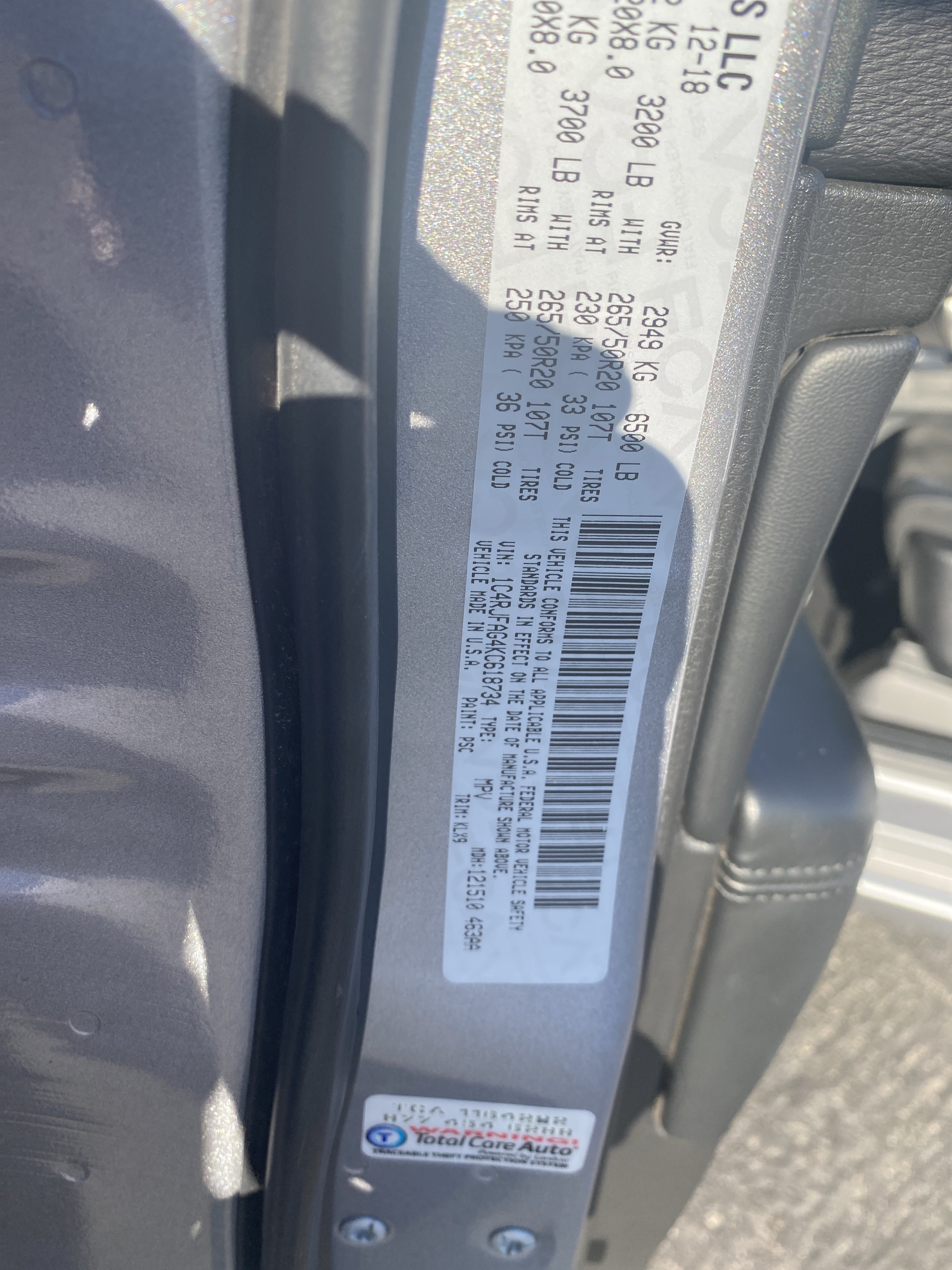 Used 2019 Jeep Grand Cherokee Altitude AWD/4WD image 24