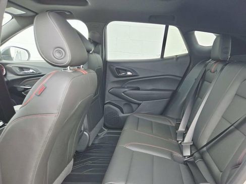 New 2026 Chevrolet Trax RS w/ Sunroof Package image 10