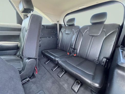 Used 2023 Kia Sorento S AWD/4WD image 16