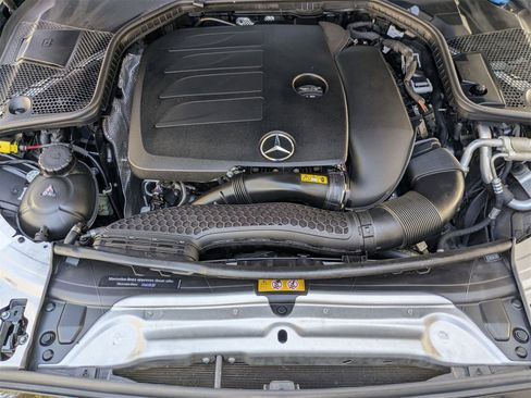 Used 2019 Mercedes-Benz C 300 Sedan image 23