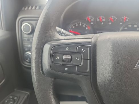 Used 2022 Chevrolet Silverado 1500 Custom image 13
