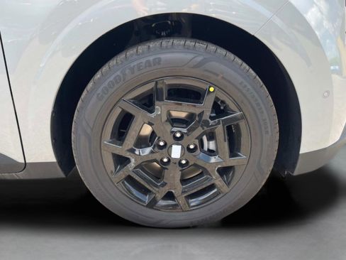 New 2026 Kia Carnival SX Prestige image 9