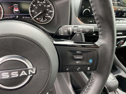 Used 2023 Nissan Rogue SL w/ SL Premium Package FWD image 26