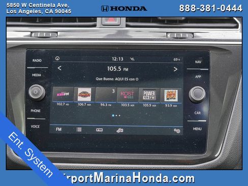 Used 2018 Volkswagen Tiguan SEL FWD image 8