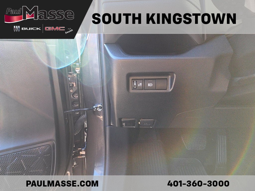 Used 2023 Toyota RAV4 LE AWD/4WD image 12