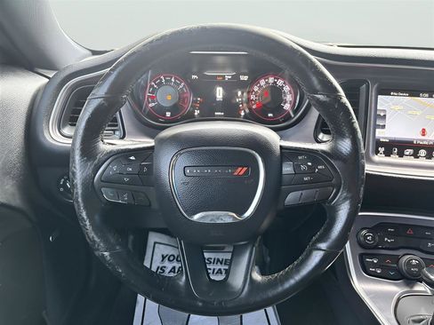 Used 2016 Dodge Challenger R/T Plus RWD image 20