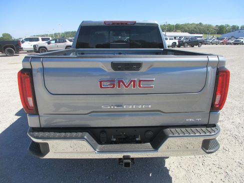 New 2026 GMC Sierra 1500 SLT AWD/4WD image 6