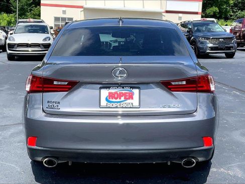 Used 2016 Lexus IS 300 AWD w/ Premium Package image 4