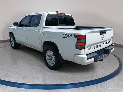 Used 2022 Nissan Frontier SV image 7