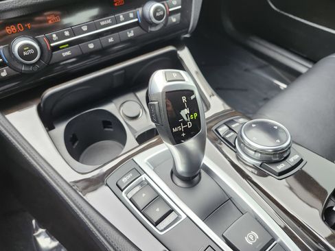 Used 2015 BMW 528i xDrive Sedan AWD/4WD image 36