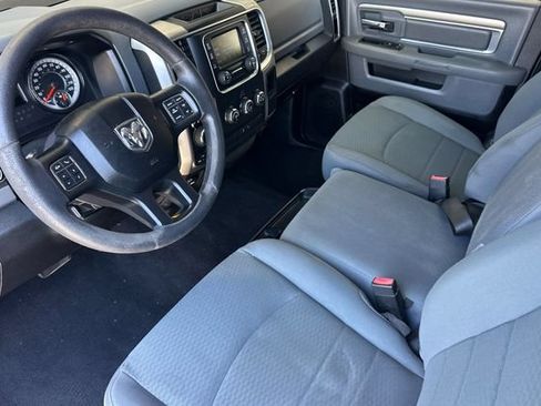 Used 2019 RAM 1500 Classic SLT AWD/4WD image 11