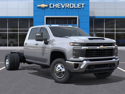 New 2026 Chevrolet Silverado 3500 LT w/ Convenience Package AWD/4WD image 34