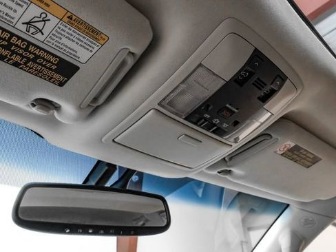 Used 2017 Lexus GX 460 image 40