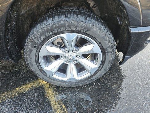 Used 2020 RAM 1500 Limited image 10