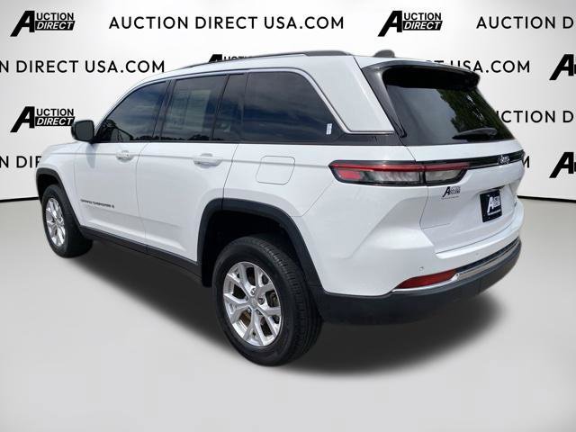 Used 2023 Jeep Grand Cherokee Limited w/ Trailer Tow Prep Group (B) RWD image 23