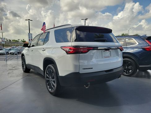 Used 2022 Chevrolet Traverse RS FWD image 8