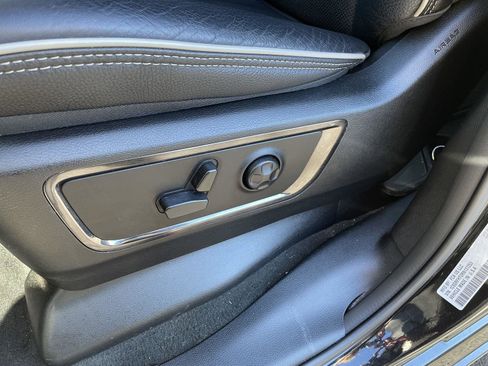 Certified 2024 RAM 1500 Limited image 11