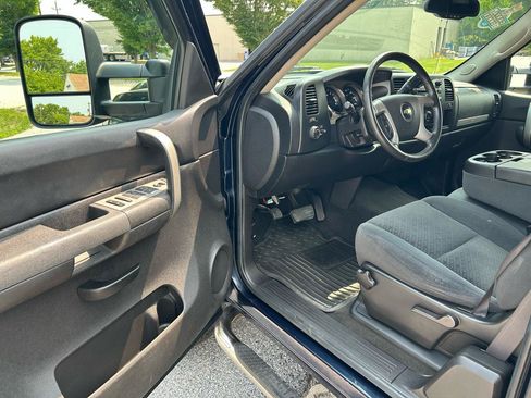Used 2008 Chevrolet Silverado 3500 LT AWD/4WD image 10