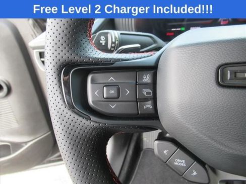 Used 2025 Dodge Charger R/T w/ Quick Order Package 25M R/T image 17