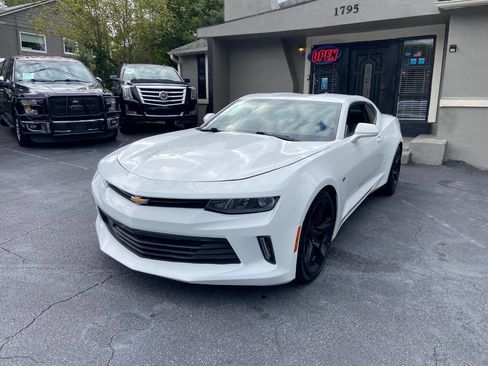 Used 2017 Chevrolet Camaro LT image 2